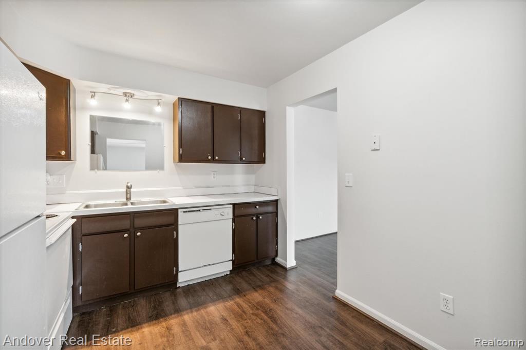 320 S Drake Road, Kalamazoo, MI 49009 — Photo 42
