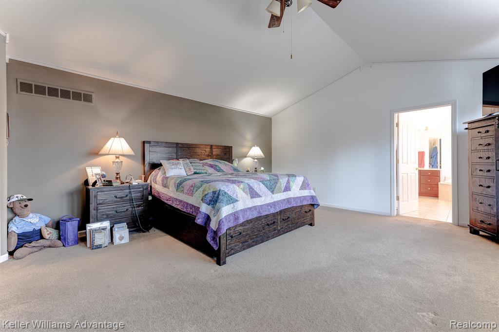 44499 White Pine Circle E, Northville, MI 48168 — Photo 33