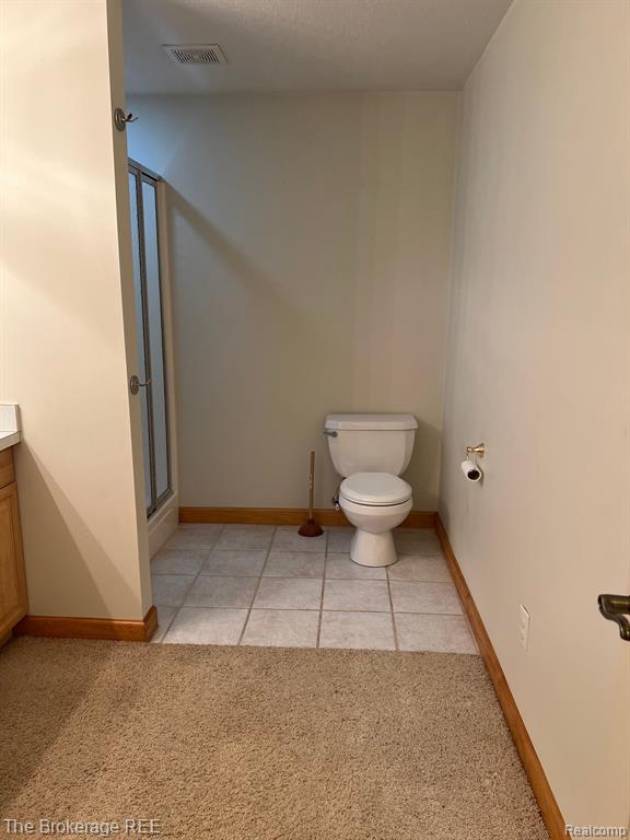 6112 NORMANDY Drive, Saginaw, MI 48638 — Photo 33