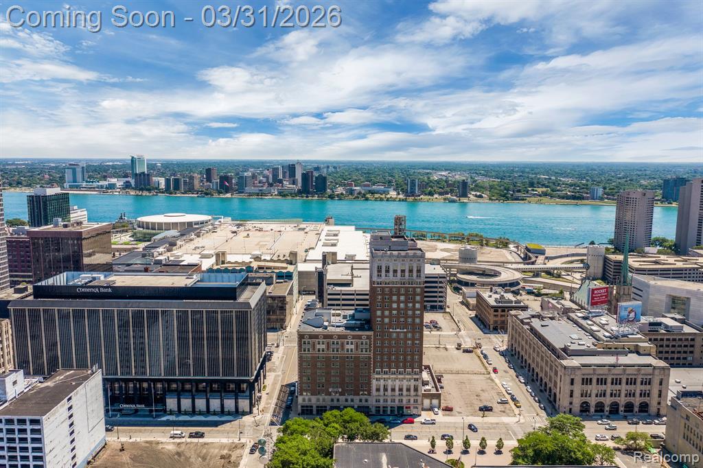 525 W LAFAYETTE Boulevard - Photo 2