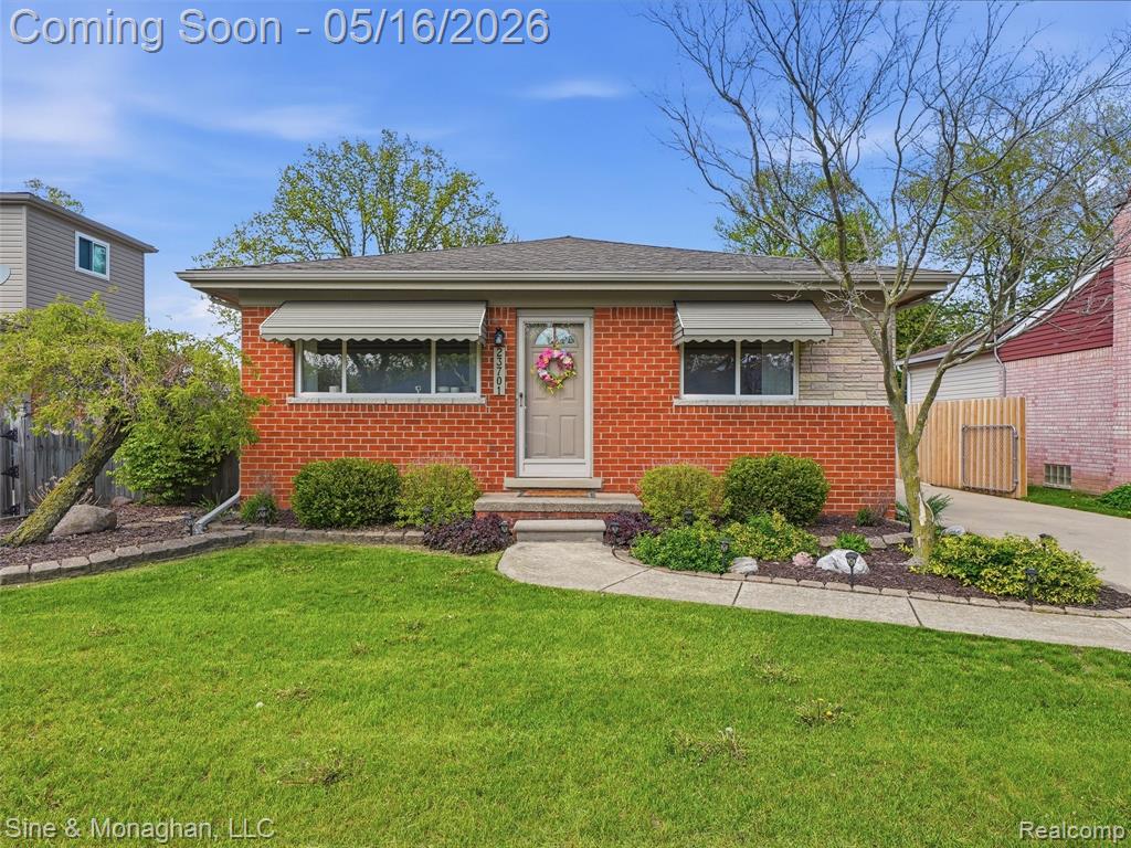 23701 Lakewood Street, Saint Clair Shores, MI 48082 — Photo 2