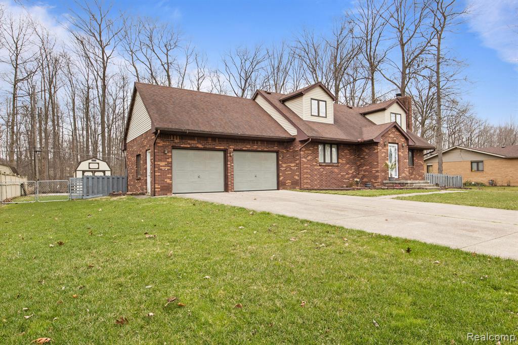 8765 JOANN Drive, Newport, MI 48166 — Photo 27