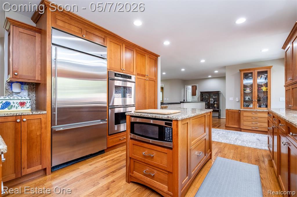 785 Old Milford Farms, Milford, MI 48381 — Photo 17