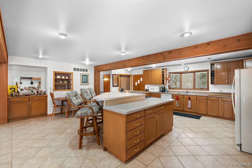 9130 Bayfield Lane, Brighton, MI 48116 — Photo 13