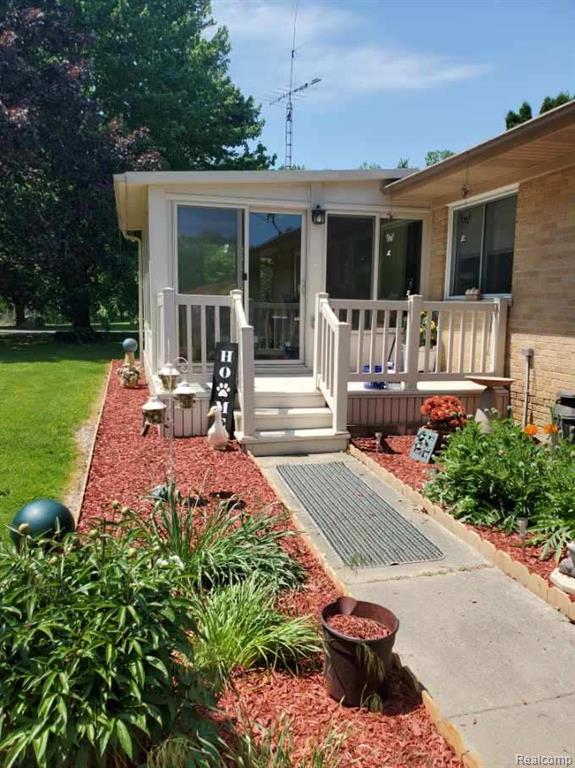 18820 Dexter Trail, Gregory, MI 48137 — Photo 5
