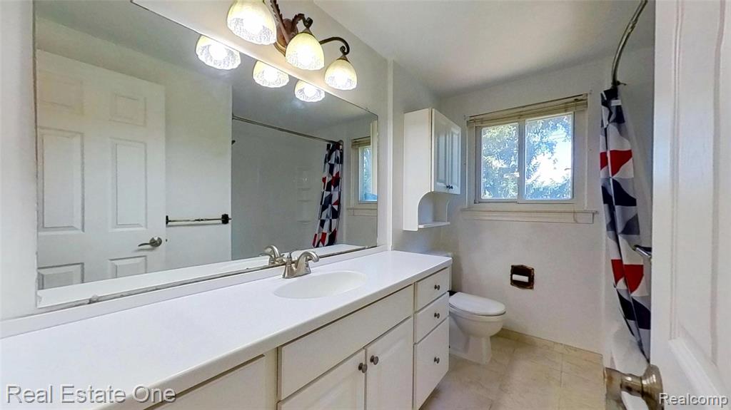 41744 Mae Wood Drive, Sterling Heights, MI 48313 — Photo 35