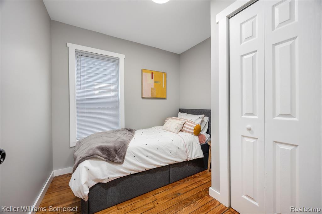 346 E Bernhard Avenue, Hazel Park, MI 48030 — Photo 13
