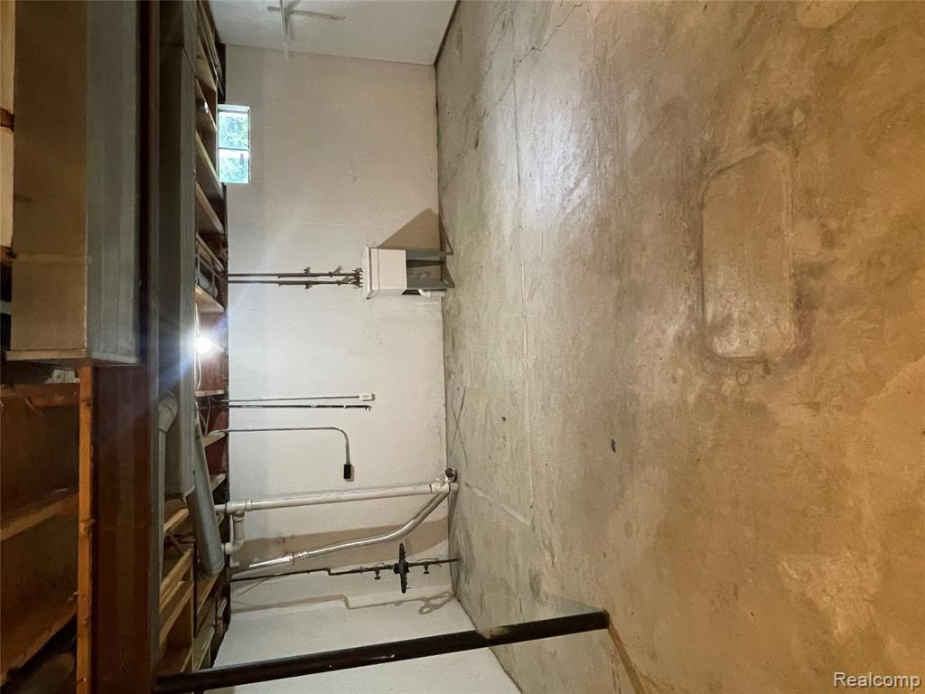 401 Buffalo, Trenton, MI 48183 — Photo 16