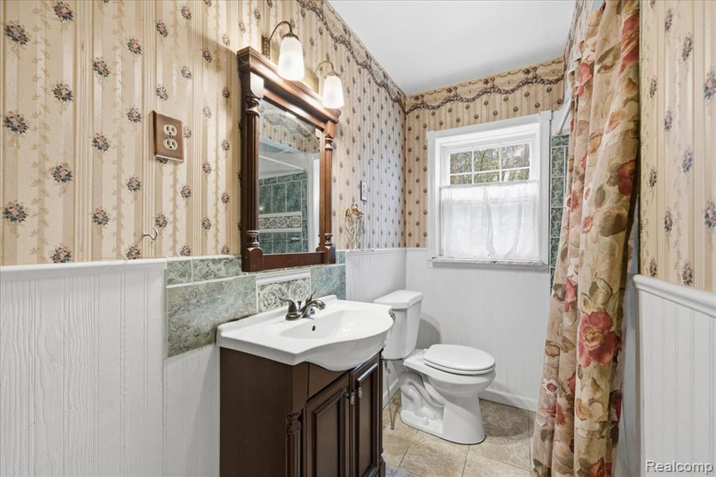 5896 Silver Birch Road, Hadley, MI 48462 — Photo 23