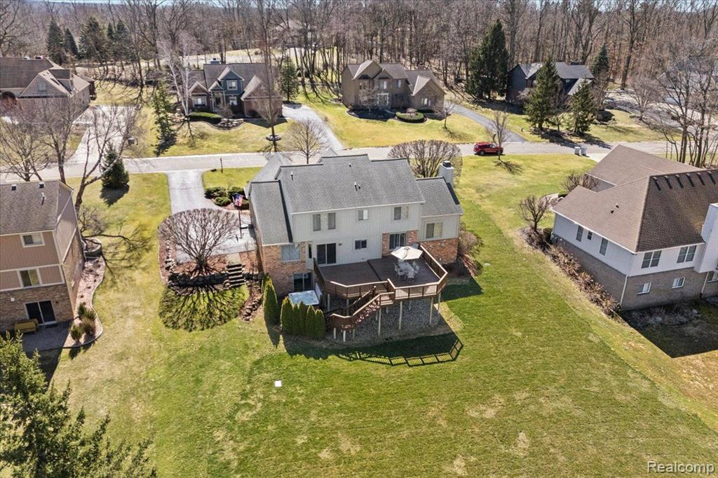 57322 HIDDEN TIMBERS Drive, South Lyon, MI 48178 — Photo 46