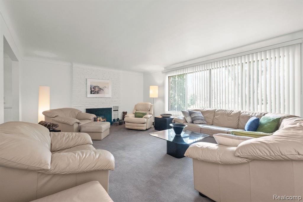 5889 ORCHARD BEND Road, Bloomfield Hills, MI 48301 — Photo 16