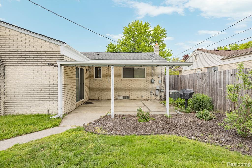 39619 Peters Drive, Canton, MI 48187 — Photo 45