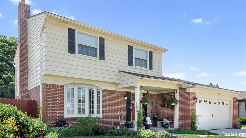 27654 Oakcrest Drive, Brownstown, MI 48183 — Photo 2