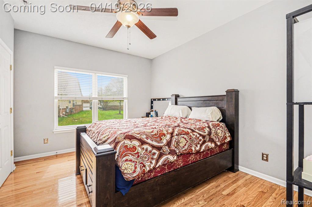 5519 Elmhurst Drive, Trenton, MI 48183 — Photo 9