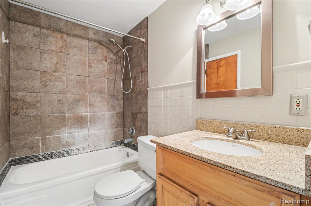 4124 Coolidge Highway, Royal Oak, MI 48073 — Photo 17