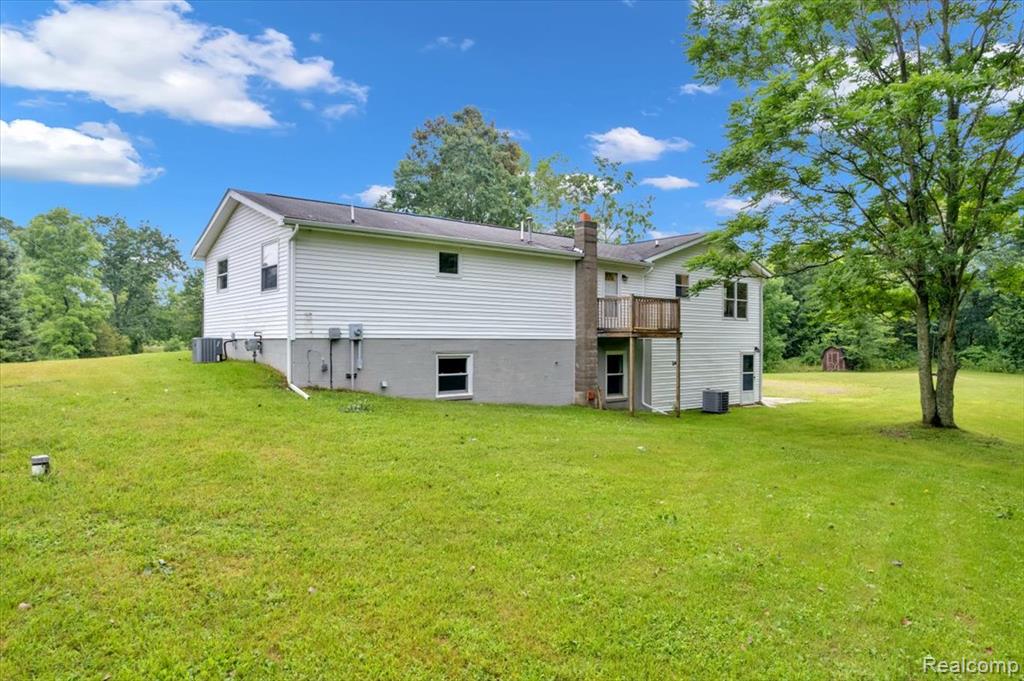 625 N Lake George Road, Attica, MI 48412 — Photo 4