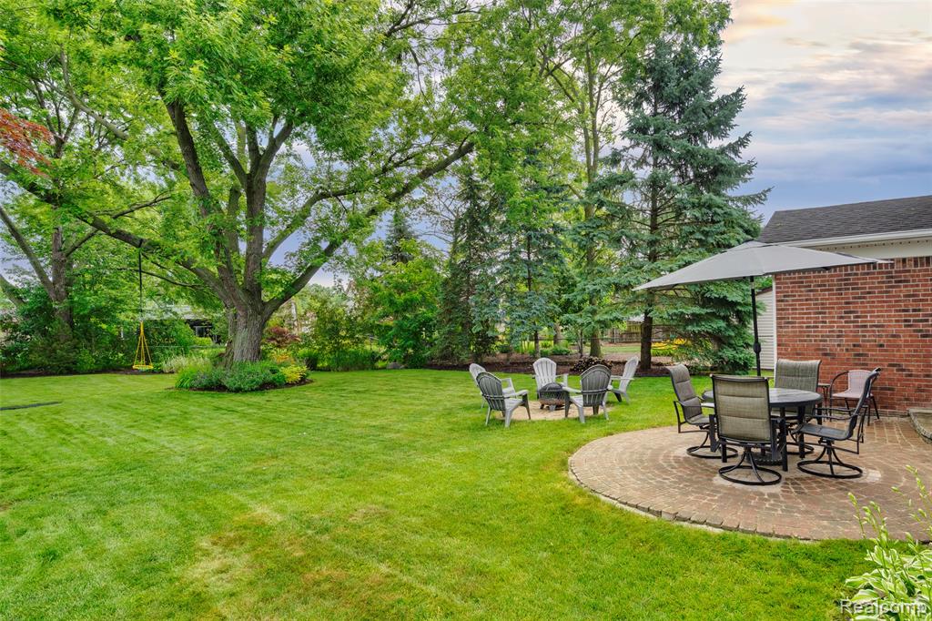 6848 Chadwick Drive, Canton, MI 48187 — Photo 35
