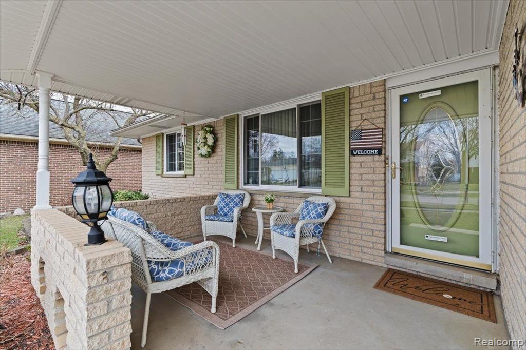 6544 POWDERHORN Drive, Canton, MI 48187 — Photo 4