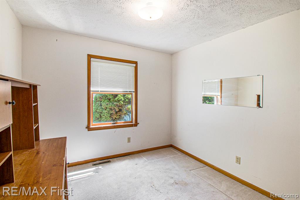 609 W Harris Street, Charlotte, MI 48813 — Photo 13