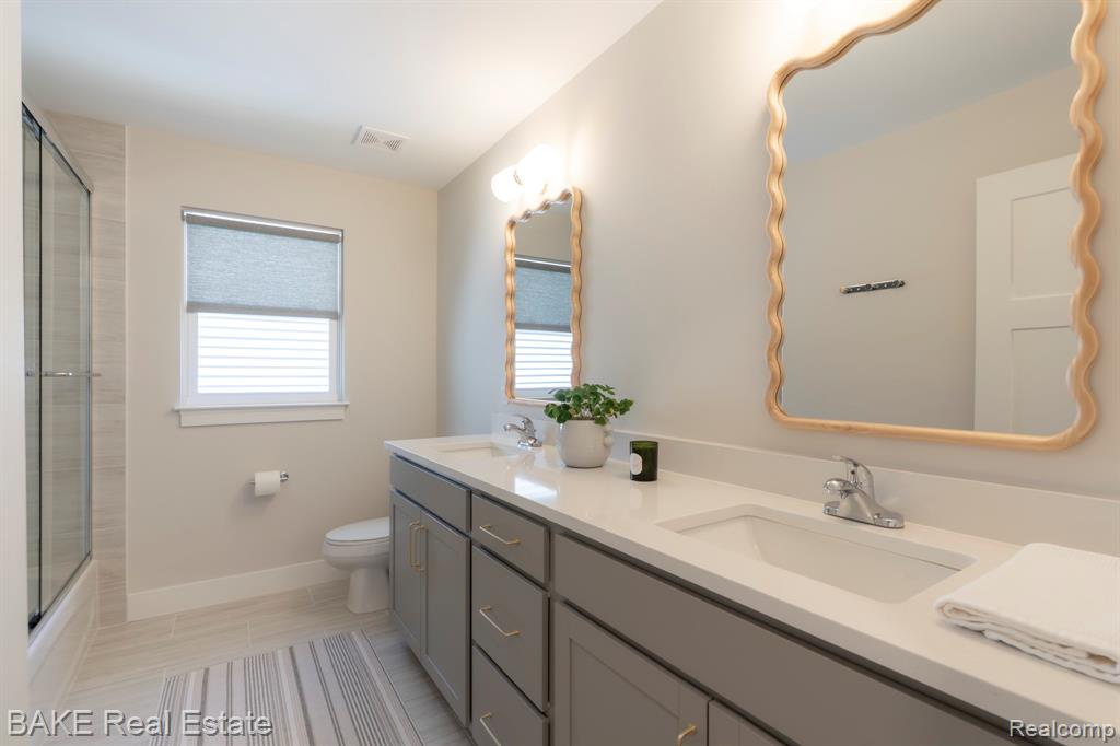 205 Mountain View Lane, Milford, MI 48381 — Photo 38