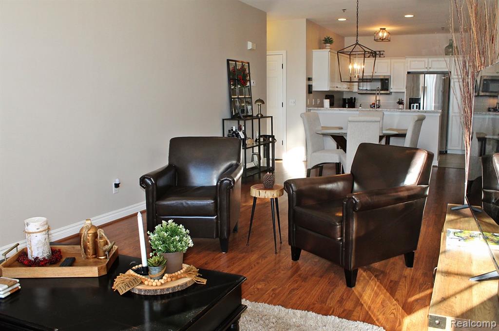 45679 N Stonewood Road, 58, Canton, MI 48187 — Photo 11