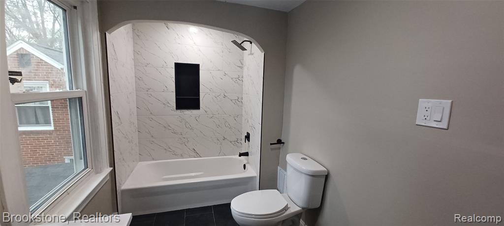 5911 Radnor Street, Detroit, MI 48224 — Photo 24