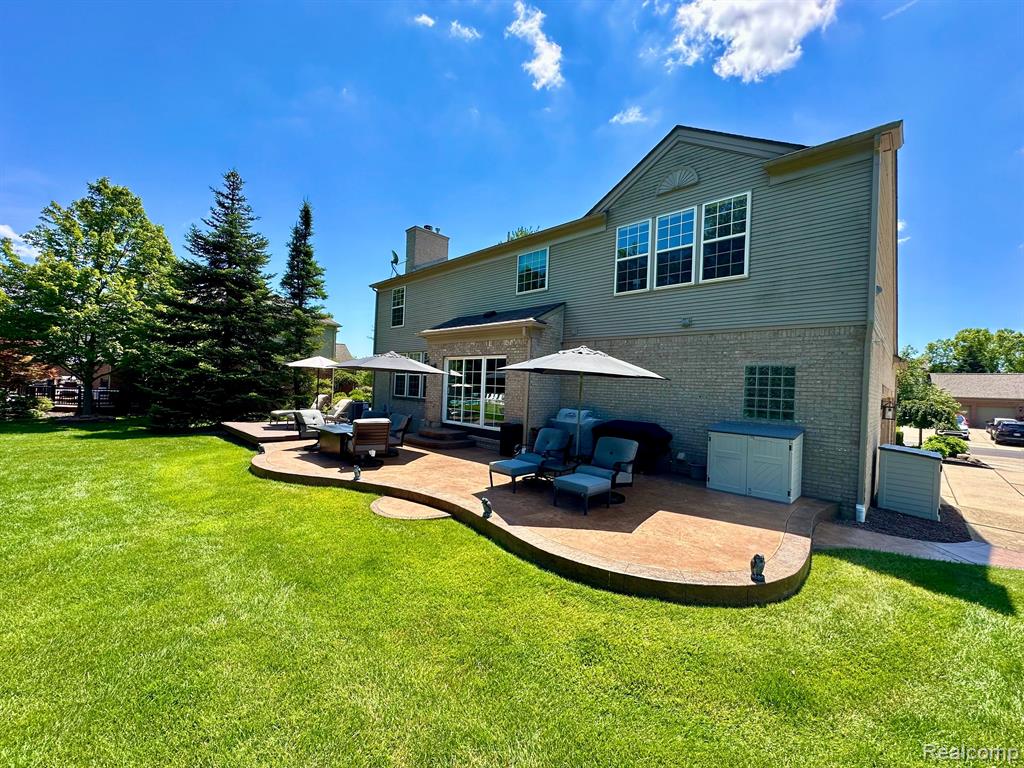 48798 MANHATTAN Circle, Canton, MI 48188 — Photo 12
