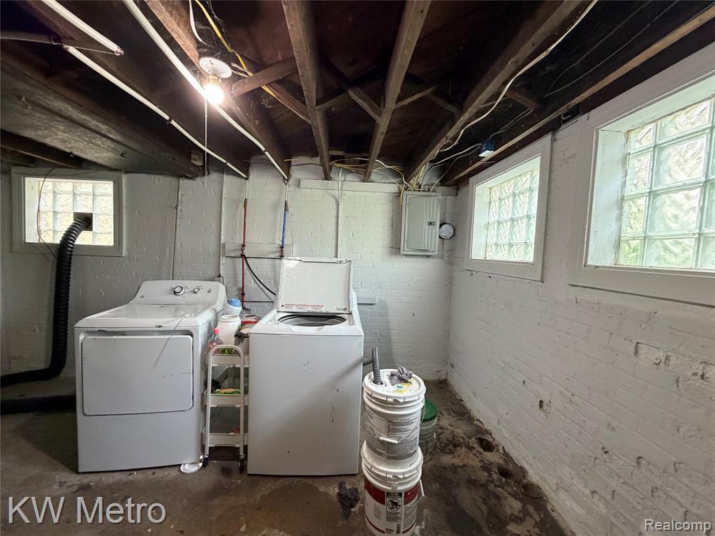 4797 Saint Clair Street, Detroit, MI 48214 — Photo 20