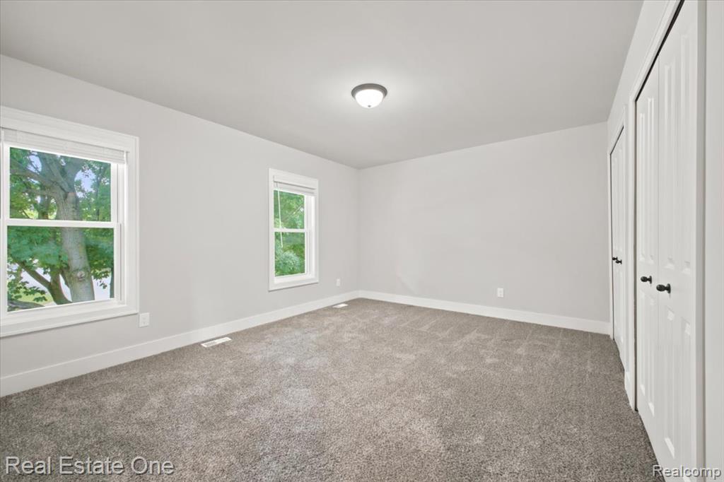5485 Hammersmith Drive, West Bloomfield, MI — Photo 19