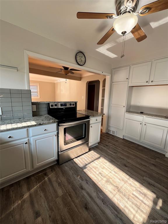 9112 Dixie, Redford, MI 48239 — Photo 11