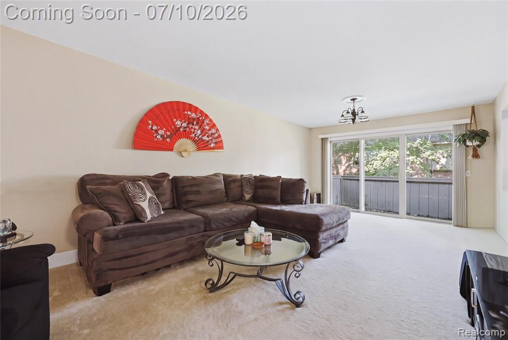 42377 Lochmoor Street, Clinton Twp, MI 48038 — Photo 3