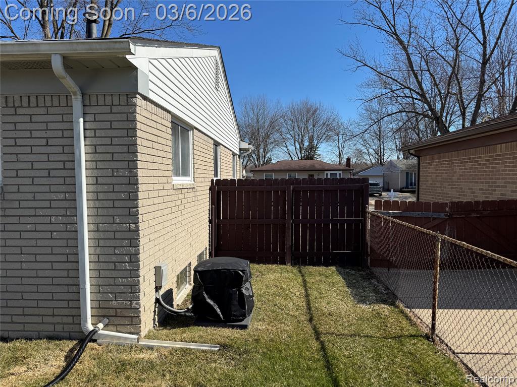 9828 Barkley Street, Belleville, MI 48111 — Photo 56