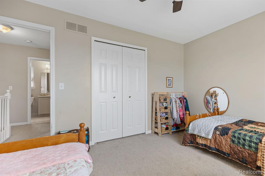 4051 SARAH ANN Drive, Canton, MI 48188 — Photo 32