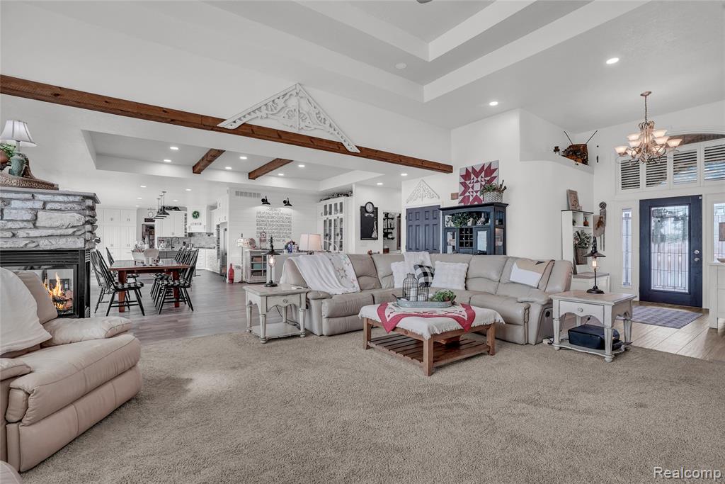 130 Whites Court, Houghton Lake, MI, 48629