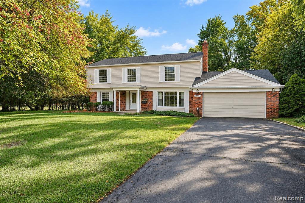 20011 Carriage Lane, Beverly Hills, MI 48025