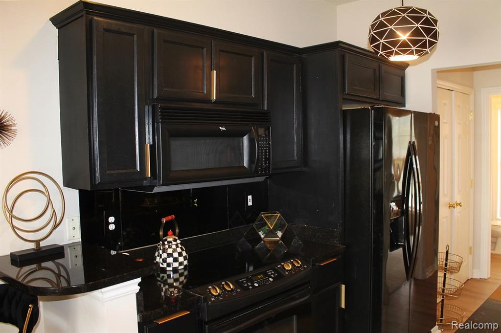 45411 N Stonewood Road, Canton, MI 48187 — Photo 19