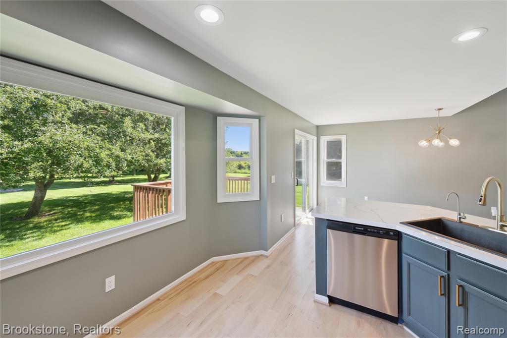 857 Quatro Lane, Addison, MI 48367 — Photo 9
