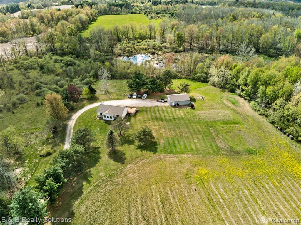 2927 N Blacks Corners Road, Imlay City, MI 48444 — Photo 49