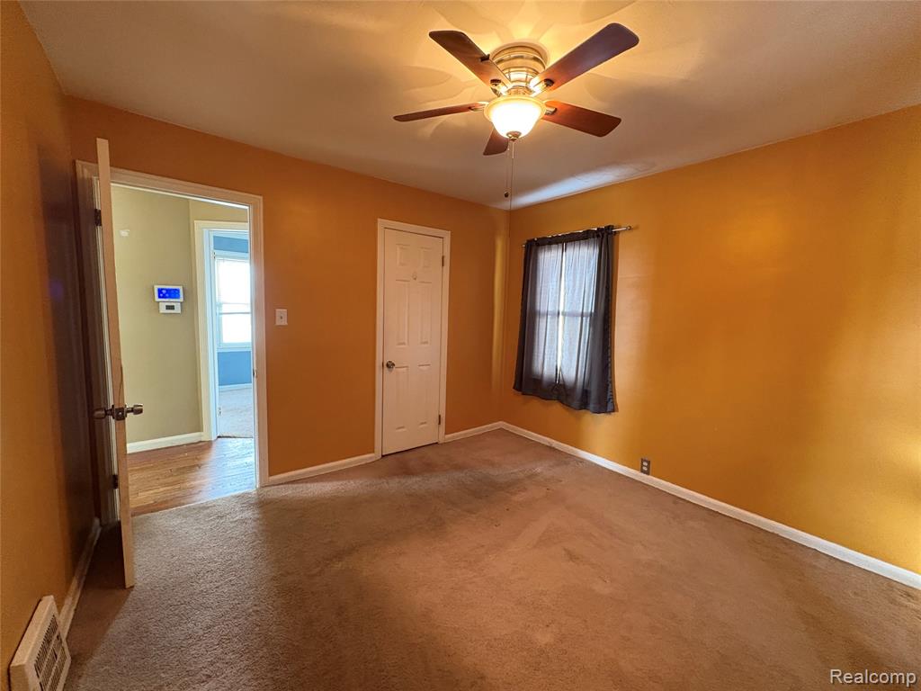 4216 Syracuse Street, Dearborn Heights, MI 48125 — Photo 17