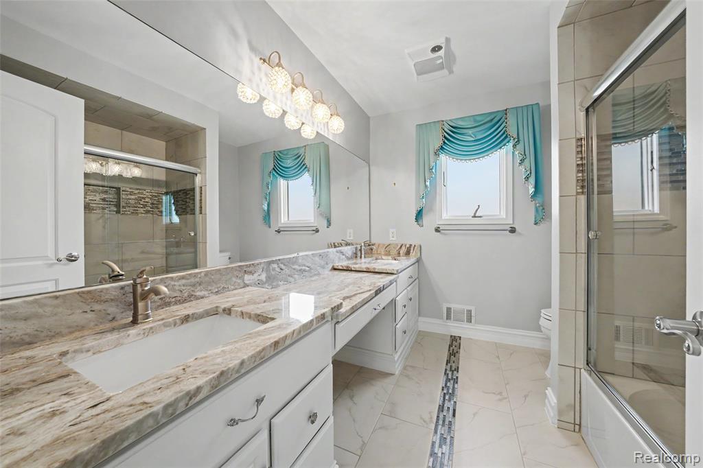 54788 Mahogany Drive, Macomb, MI 48042 — Photo 18