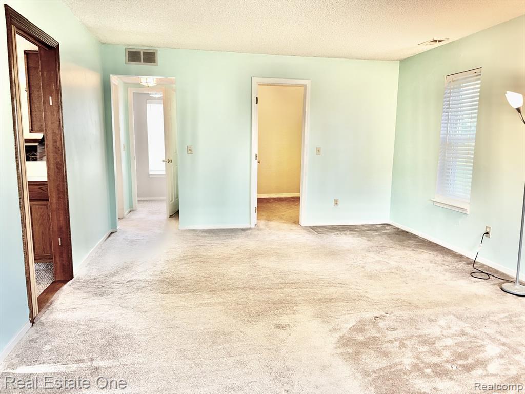 5096 Harbor Oak Drive, 31, Waterford, MI 48329 — Photo 35