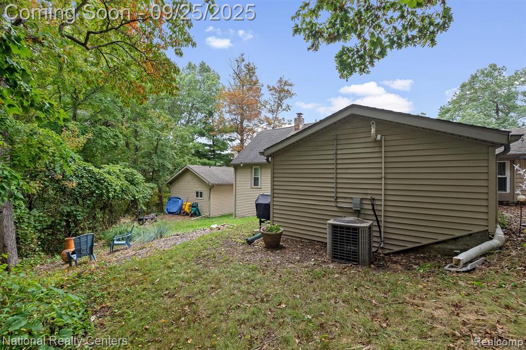 1136 Lakeshore Drive, Columbiaville, MI 48421 — Photo 22