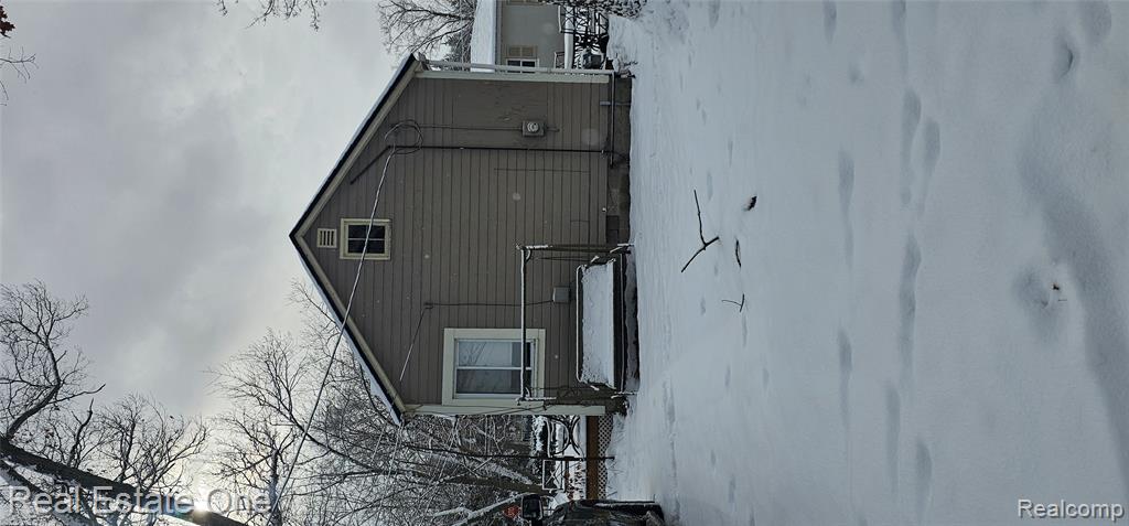 8845 Orrick Street, Commerce Twp, MI 48382 — Photo 12