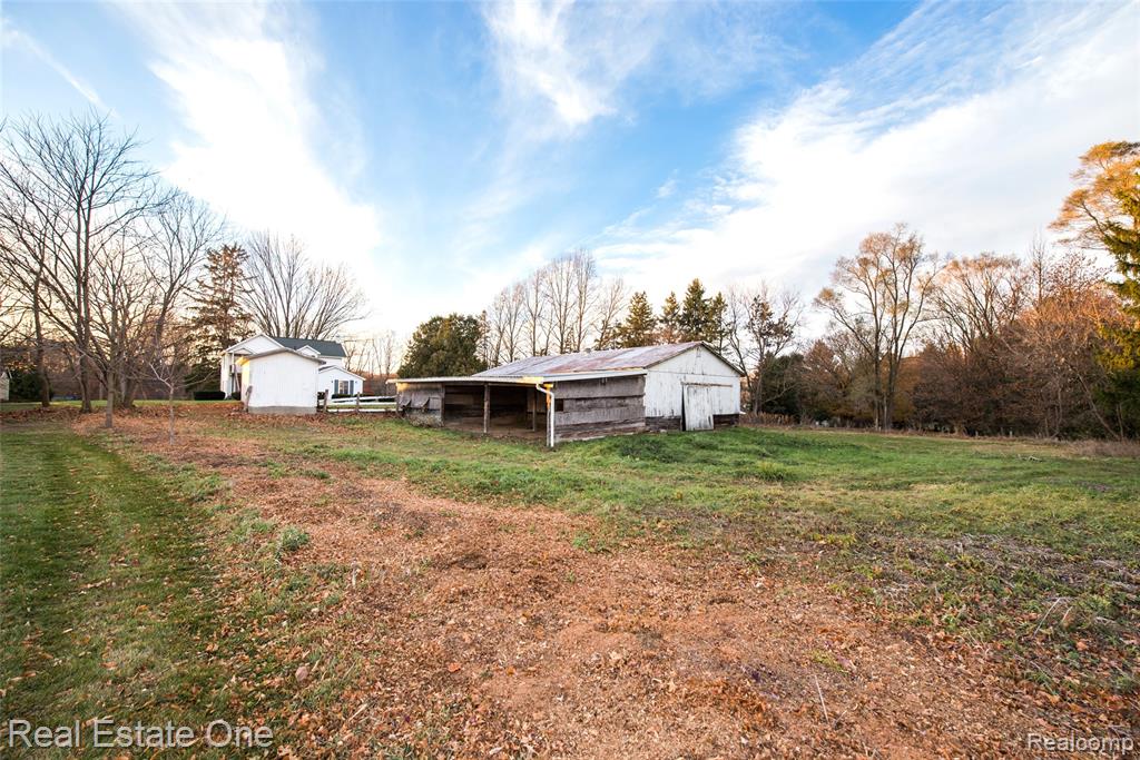 4141 Van Amberg Road, Brighton, MI 48114 — Photo 58