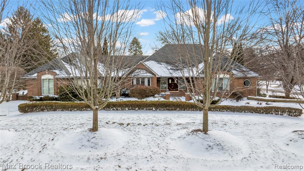 5867 BRAVO COURT, Orchard Lake Village, MI 48324 — Photo 91