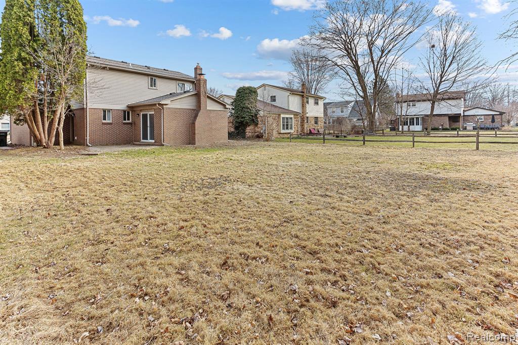 41639 METALINE Drive, Canton, MI 48187 — Photo 12