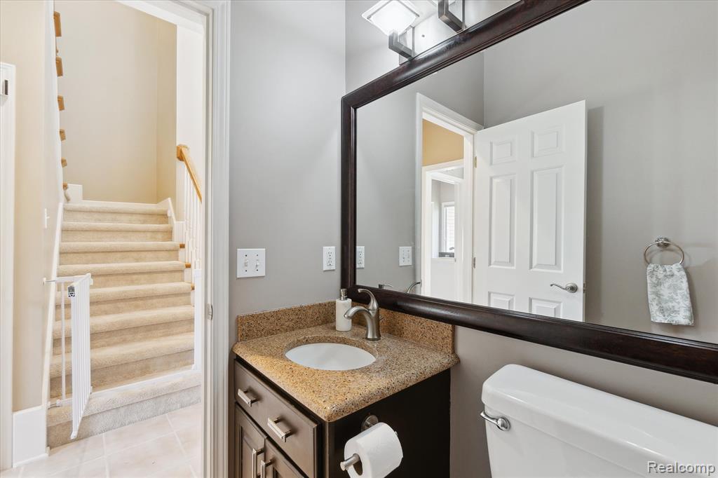 672 Morningside Drive, Grand Blanc, MI 48439 — Photo 22
