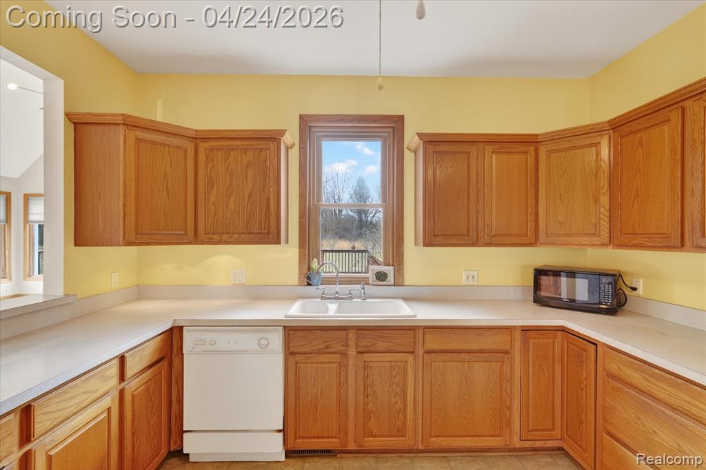 5640 Fisher Road, Howell, MI 48855 — Photo 24