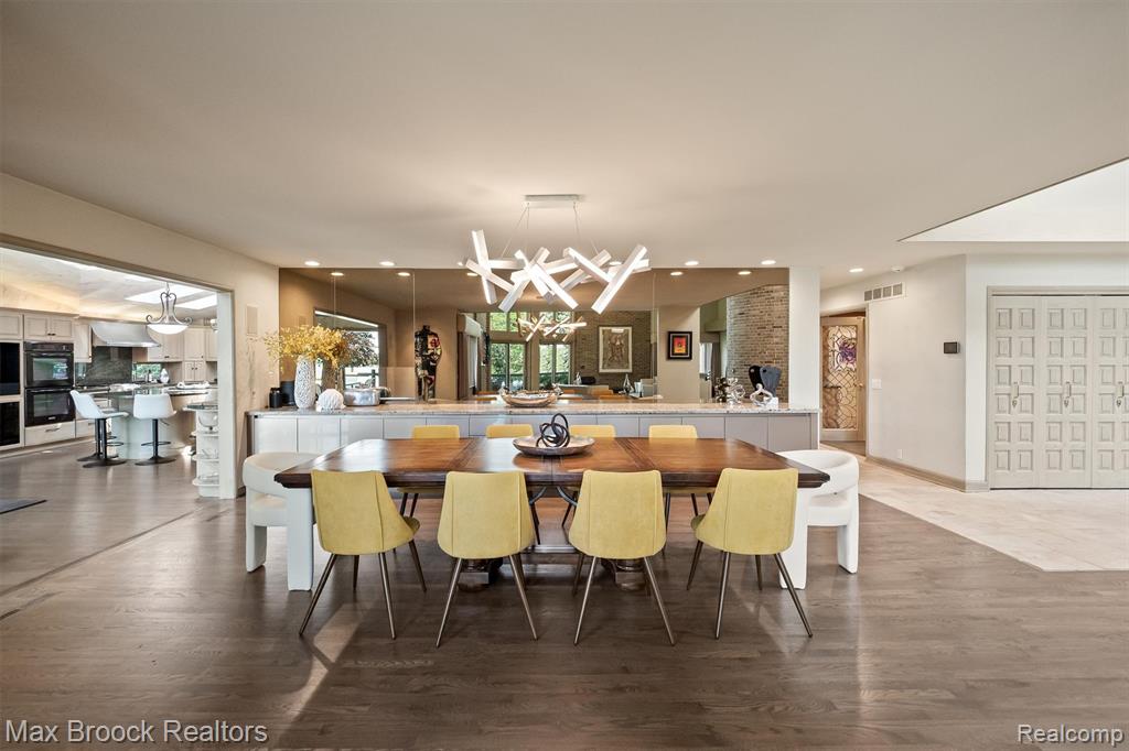 3333 W Shore Drive, Orchard Lake Village, MI 48324 — Photo 14