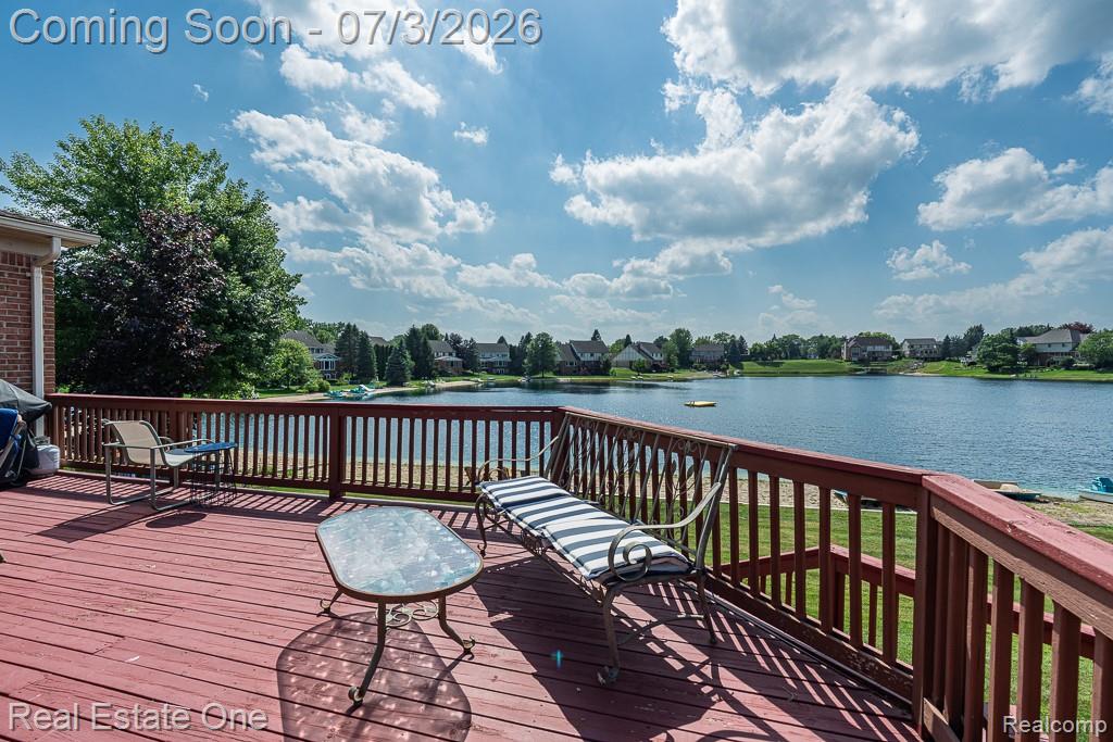 6489 Shoreline Drive, Troy, MI 48085 — Photo 47